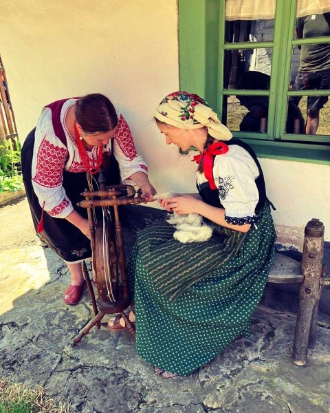 Přadlena