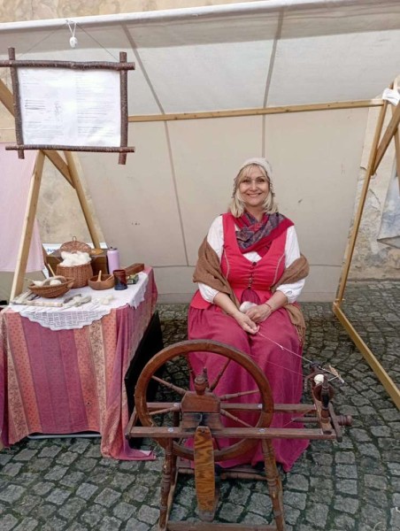 Přadlena