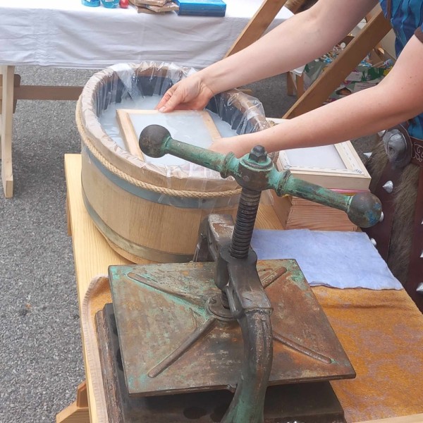 Ruční výroba a recyklace papíru